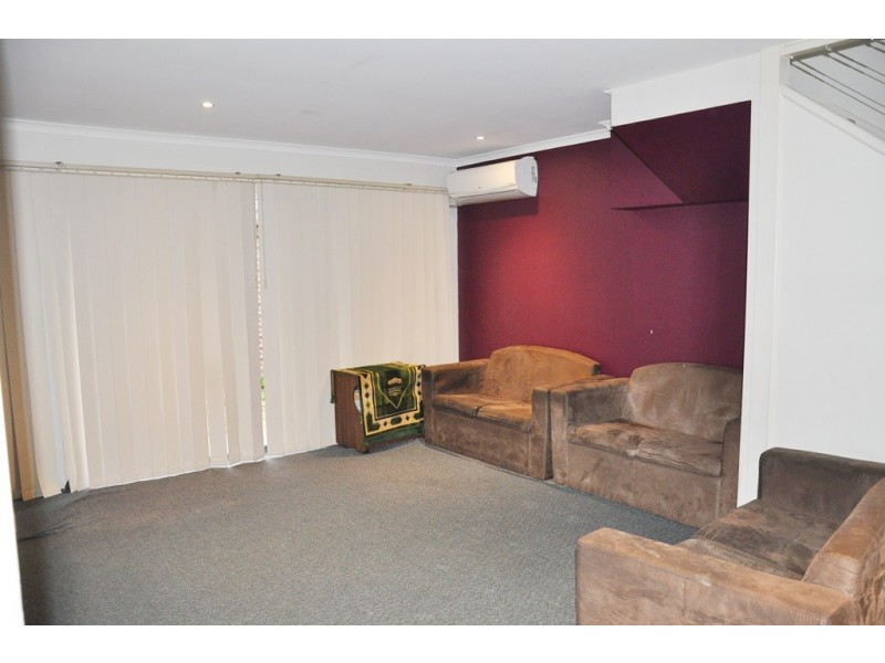 2/38 Hammond Road, Dandenong VIC 3175