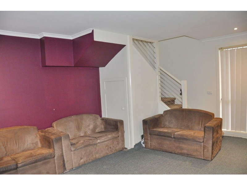 2/38 Hammond Road, Dandenong VIC 3175