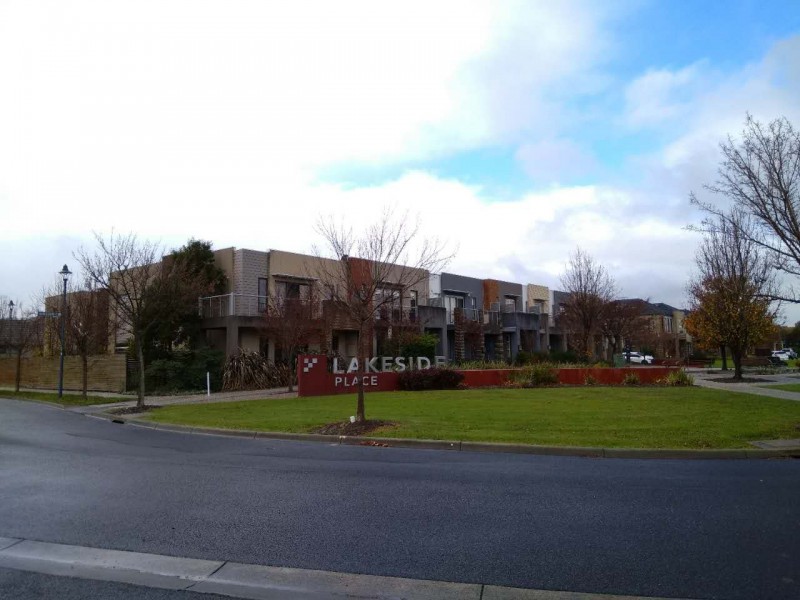 23 Catherine Place, Pakenham VIC 3810