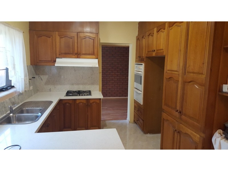 6 Weller Street, Dandenong VIC 3175