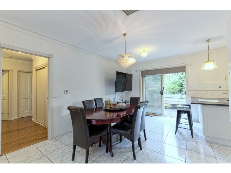 9 Daffodil Court, Endeavour Hills VIC 3802