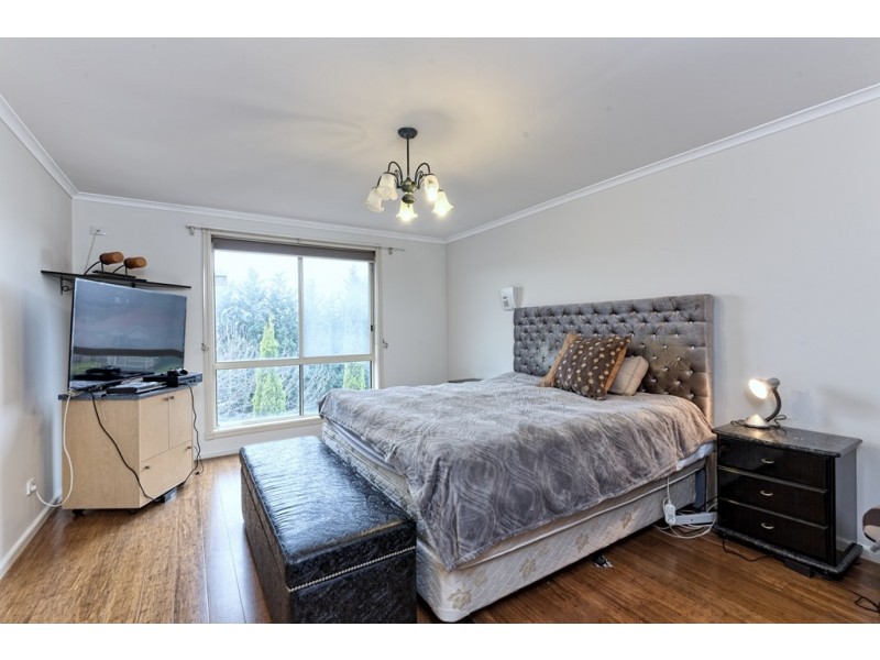 9 Daffodil Court, Endeavour Hills VIC 3802