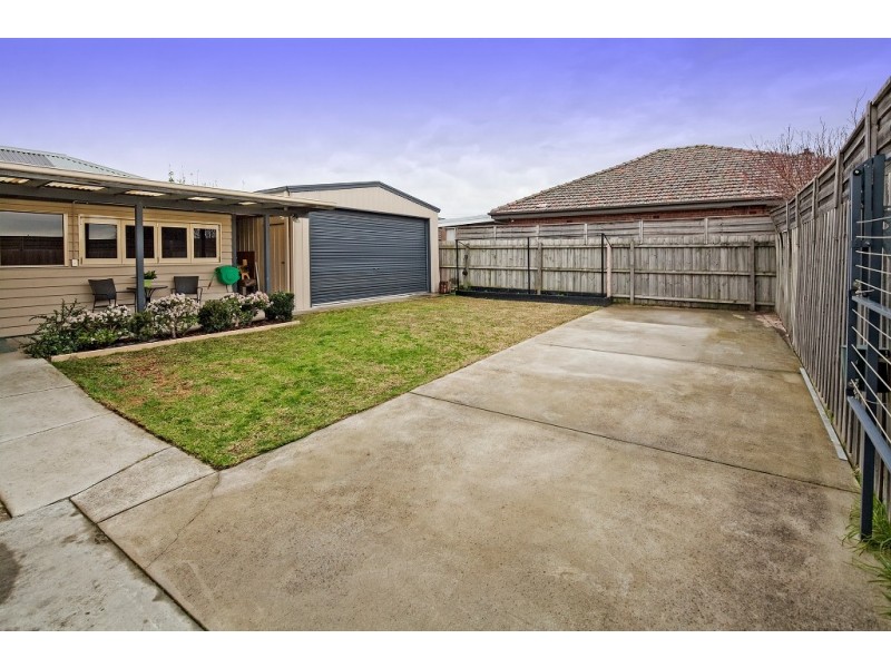 13 Laemmle Street, Dandenong North VIC 3175