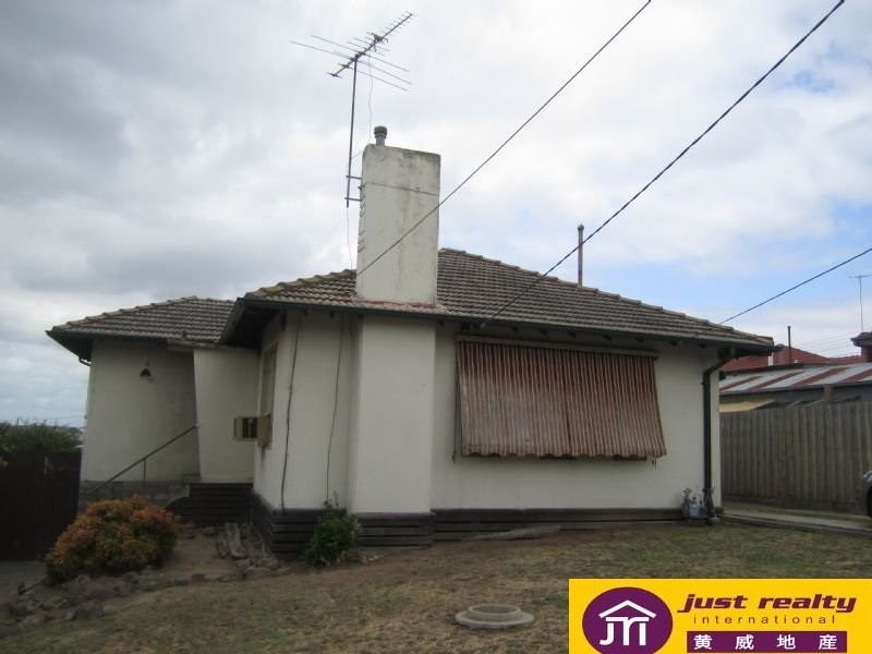 15 Myrtle Grove, Doveton VIC 3177