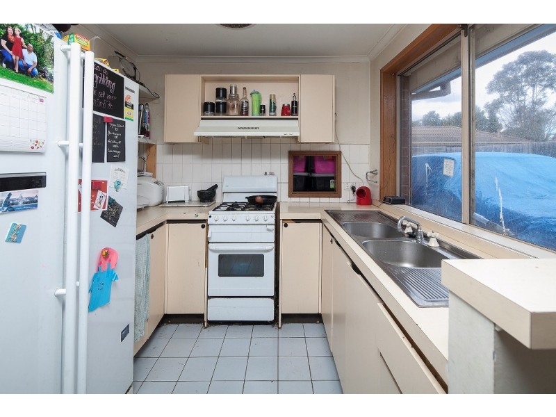 42 Grove End Road, Endeavour Hills VIC 3802