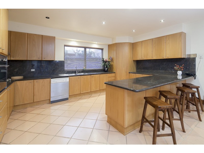 3 Granton Avenue, Endeavour Hills VIC 3802