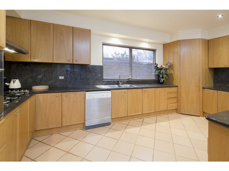 3 Granton Avenue, Endeavour Hills VIC 3802