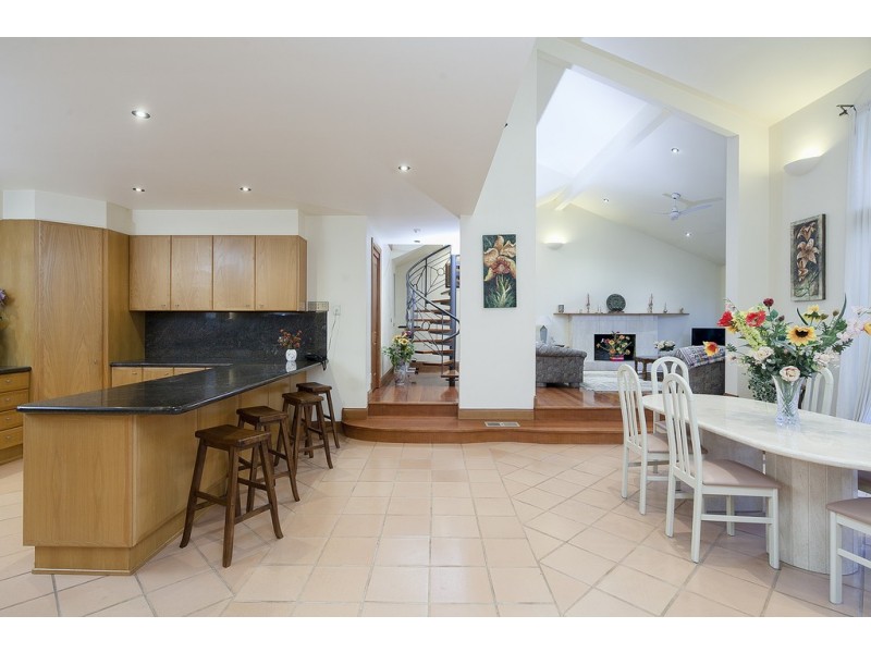 3 Granton Avenue, Endeavour Hills VIC 3802