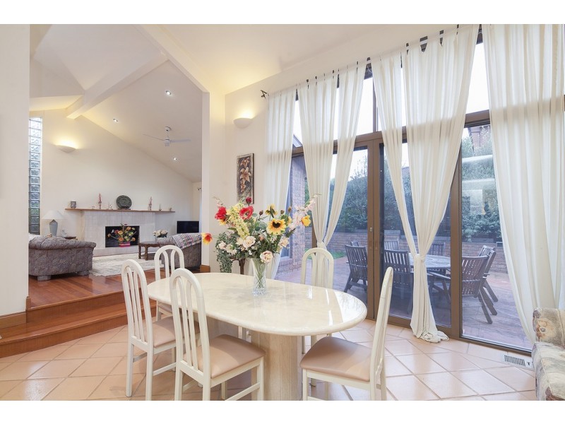 3 Granton Avenue, Endeavour Hills VIC 3802