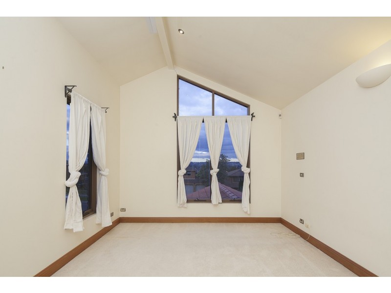 3 Granton Avenue, Endeavour Hills VIC 3802