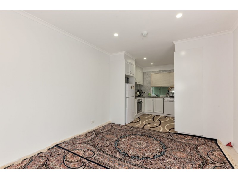 1/20 Louis Street, Doveton VIC 3177