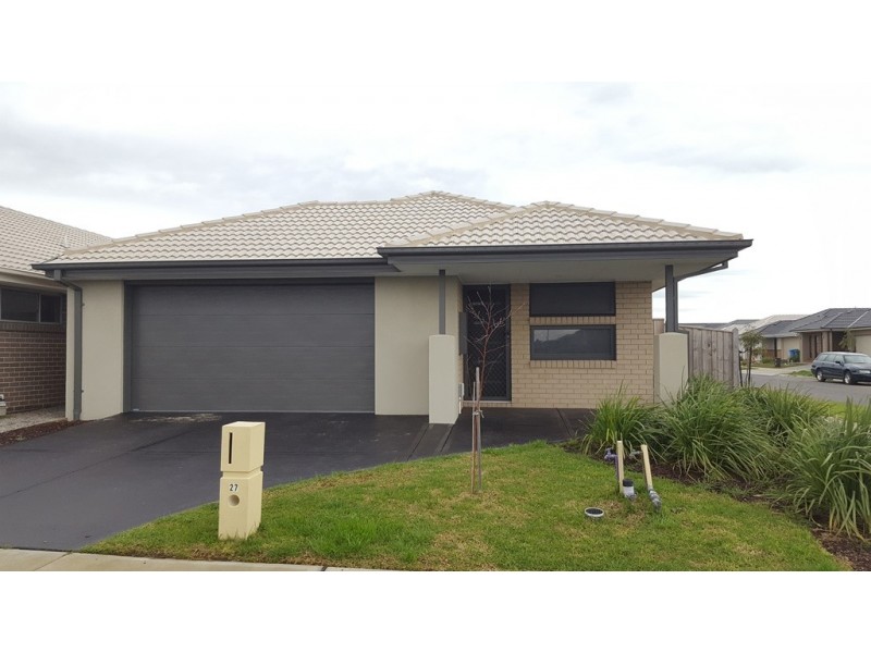 27 Leyland Drive, Narre Warren South VIC 3805