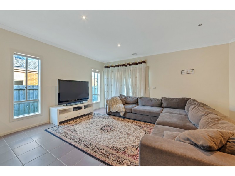 45 Starling Ave, Tarneit VIC 3029