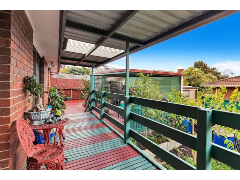 62 Georgette Crescent, Endeavour Hills VIC 3802