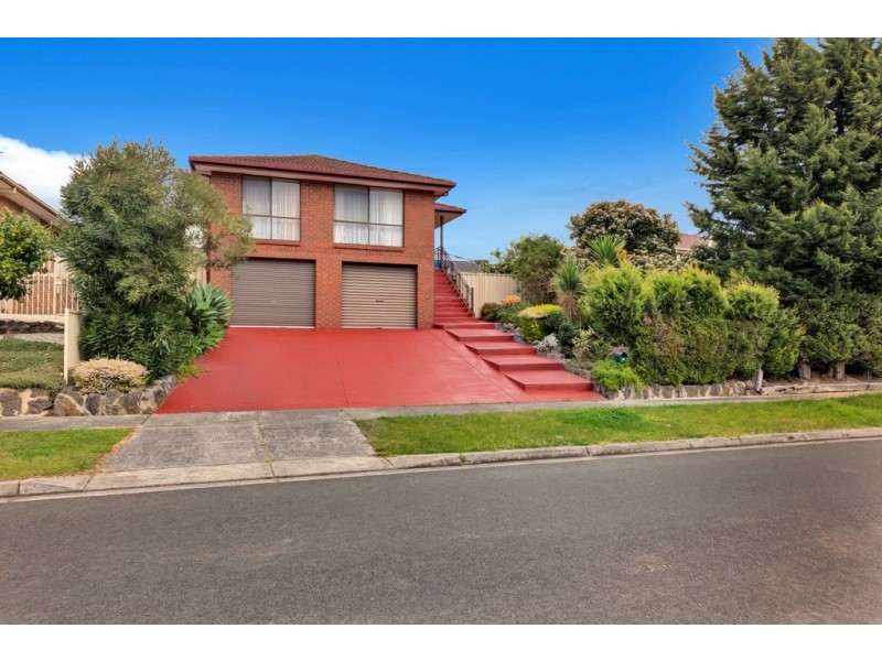 62 Georgette Crescent, Endeavour Hills VIC 3802