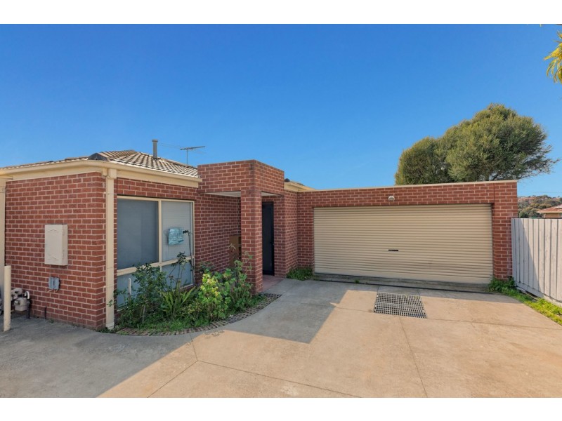 2/20 Louis Street, Doveton VIC 3177