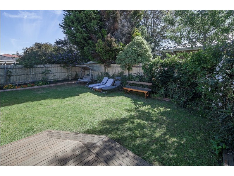 6 Primrose Hill Close, Endeavour Hills VIC 3802