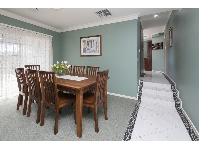 3 Collett Rise, Endeavour Hills VIC 3802