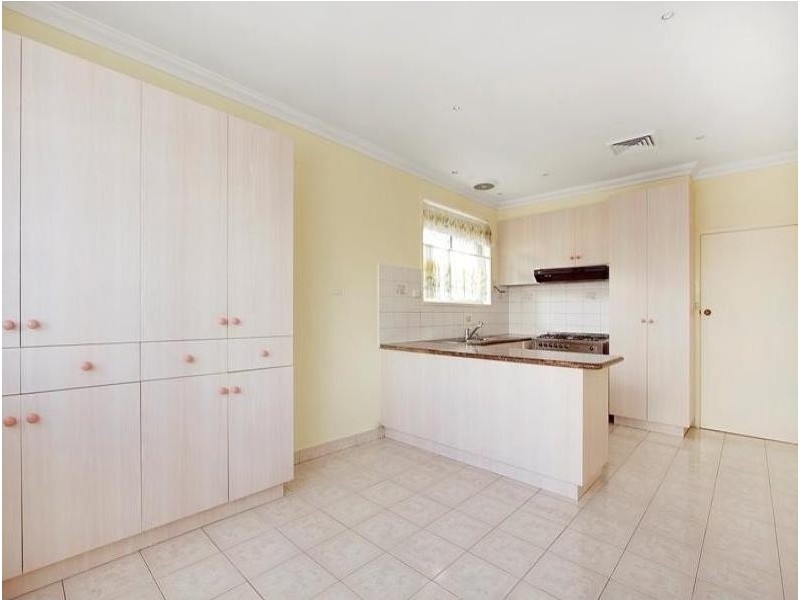 1/11 Fox Street, Dandenong VIC 3175