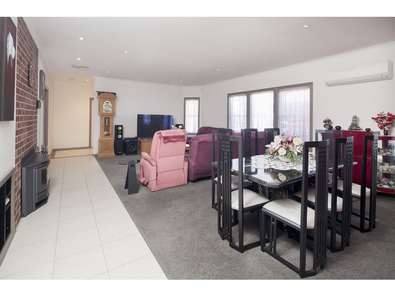 37 Lansell Court, Carrum Downs VIC 3201