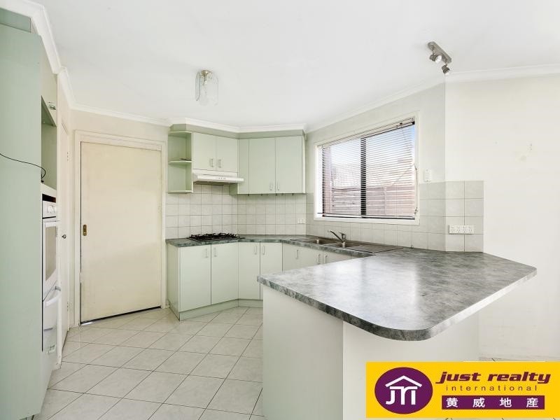 8 Conferta Court, Cranbourne West VIC 3977