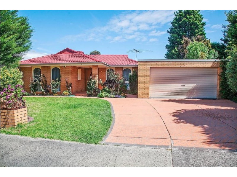 6 Primrose Hill Close, Endeavour Hills VIC 3802
