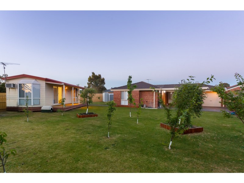 15 Joseph Court, Pakenham VIC 3810