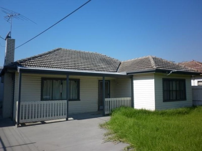13 Leslie Street, Dandenong VIC 3175