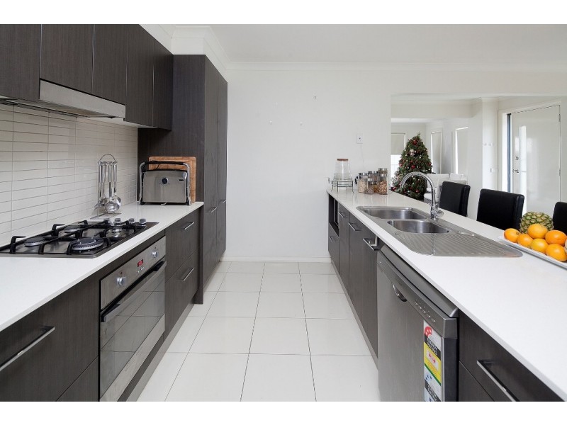 38 Mimosa Way, Burnside Heights VIC 3023