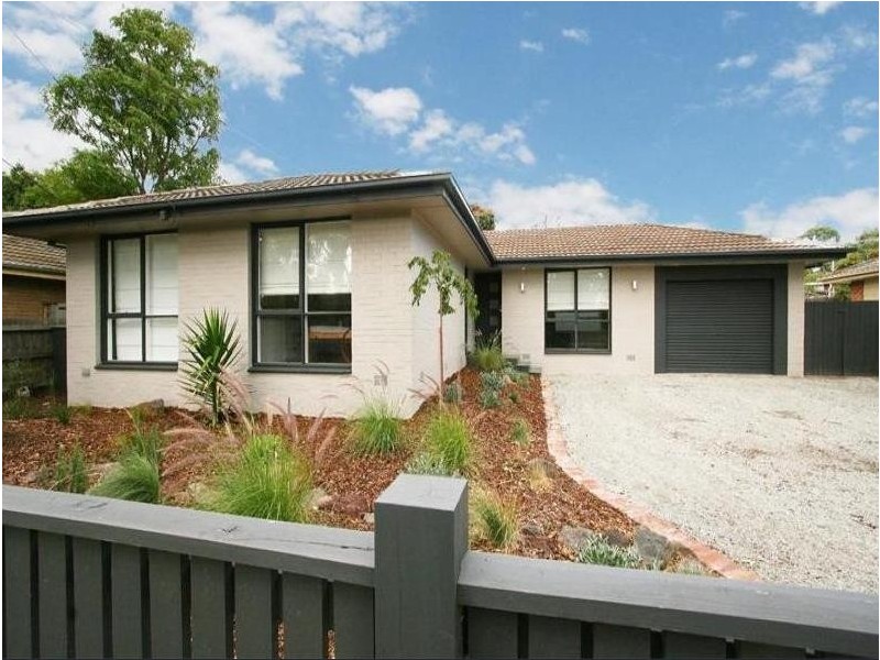 84 Hillcrest Road, Frankston VIC 3199