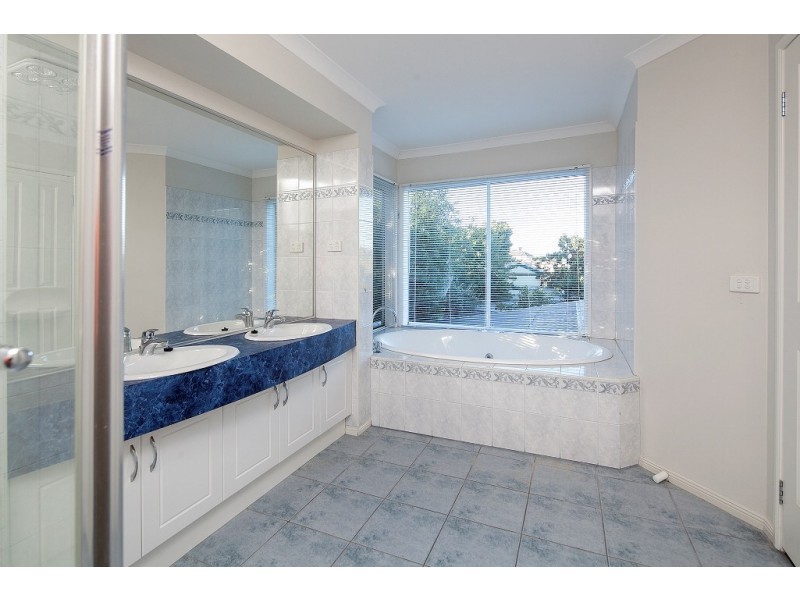 2 Marabou Close, Narre Warren South VIC 3805