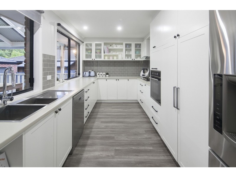 13 Nullica Court, Berwick VIC 3806