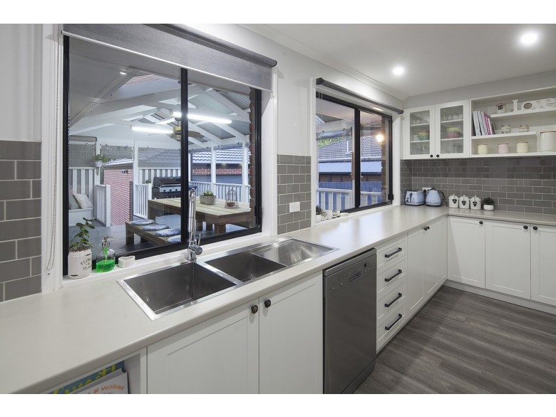 13 Nullica Court, Berwick VIC 3806