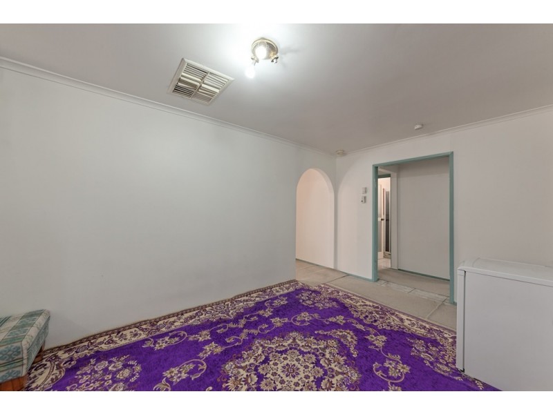 8 Booth Crescent, Dandenong North VIC 3175