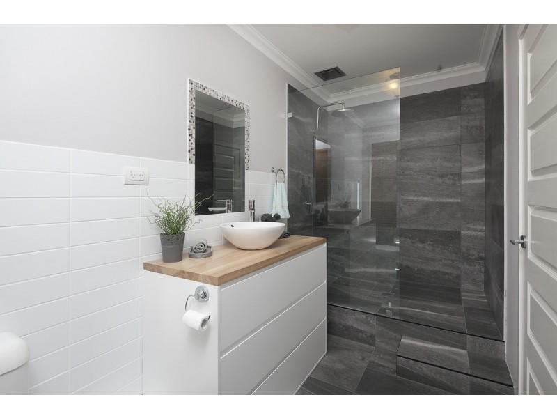 39 WILLUM WAY, Dandenong VIC 3175