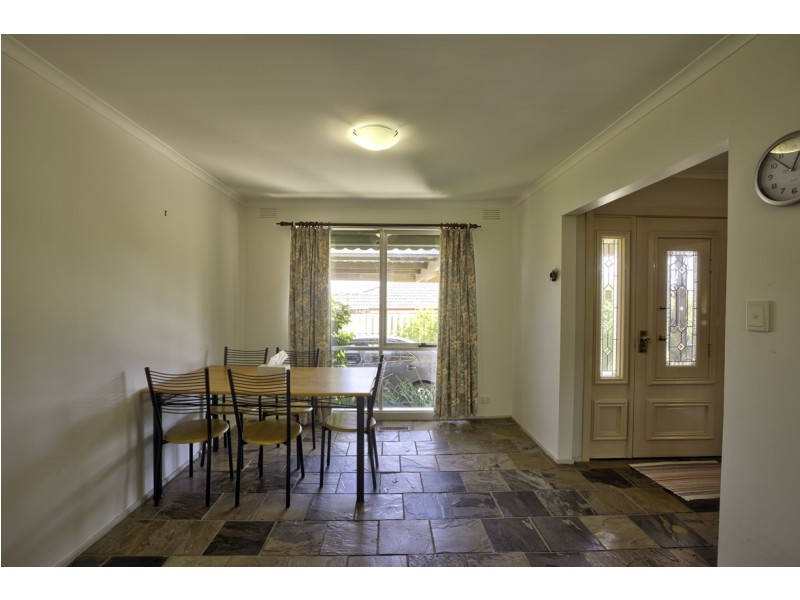 30 Lancaster Avenue, Narre Warren VIC 3805