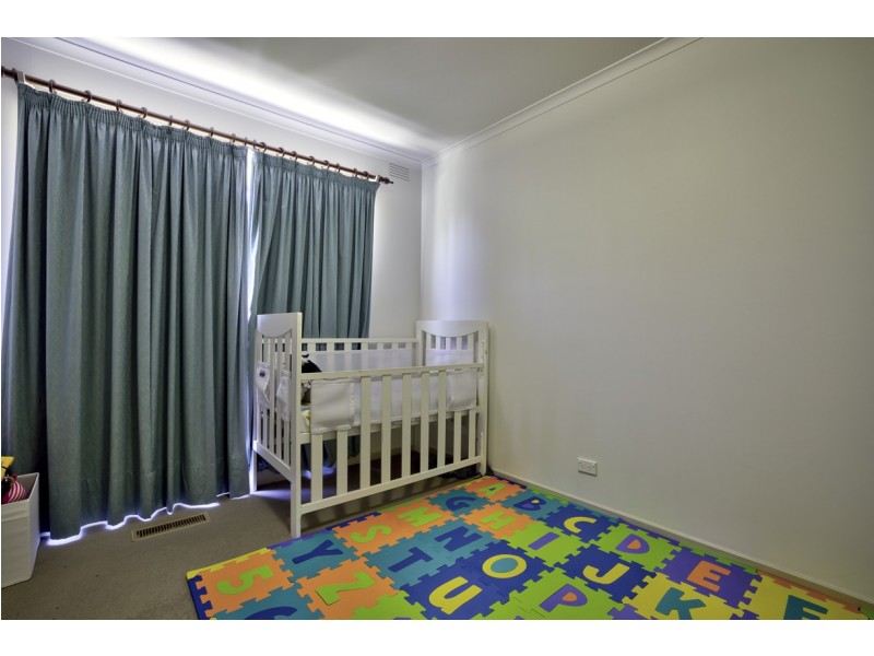 30 Lancaster Avenue, Narre Warren VIC 3805