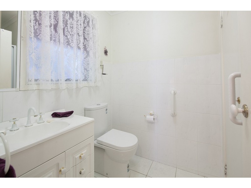 34 Regnans Avenue, Endeavour Hills VIC 3802