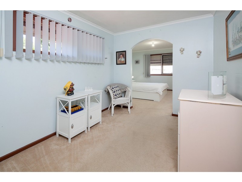 34 Regnans Avenue, Endeavour Hills VIC 3802