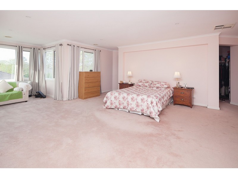 38 Paterson Drive, Lynbrook VIC 3975