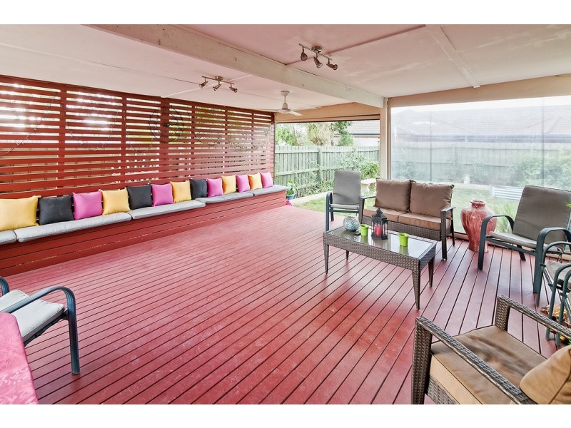 38 Paterson Drive, Lynbrook VIC 3975