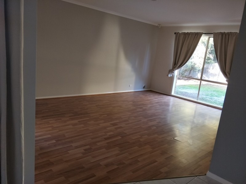 4 Edwin Street, Narre Warren South VIC 3805