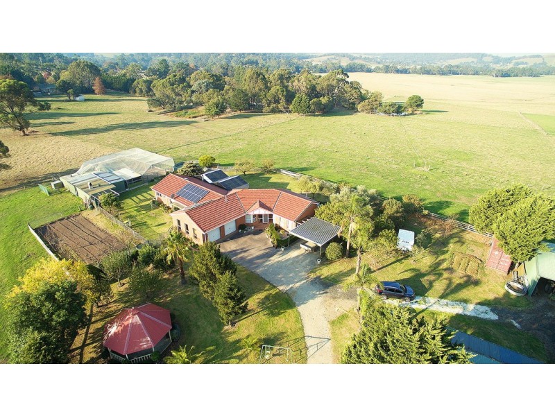 170 Thewlis Road, Pakenham VIC 3810