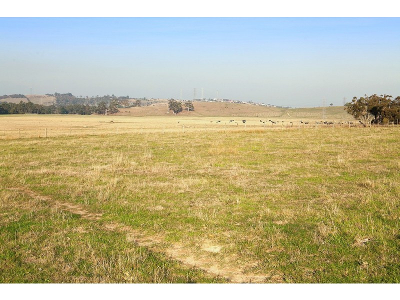 170 Thewlis Road, Pakenham VIC 3810