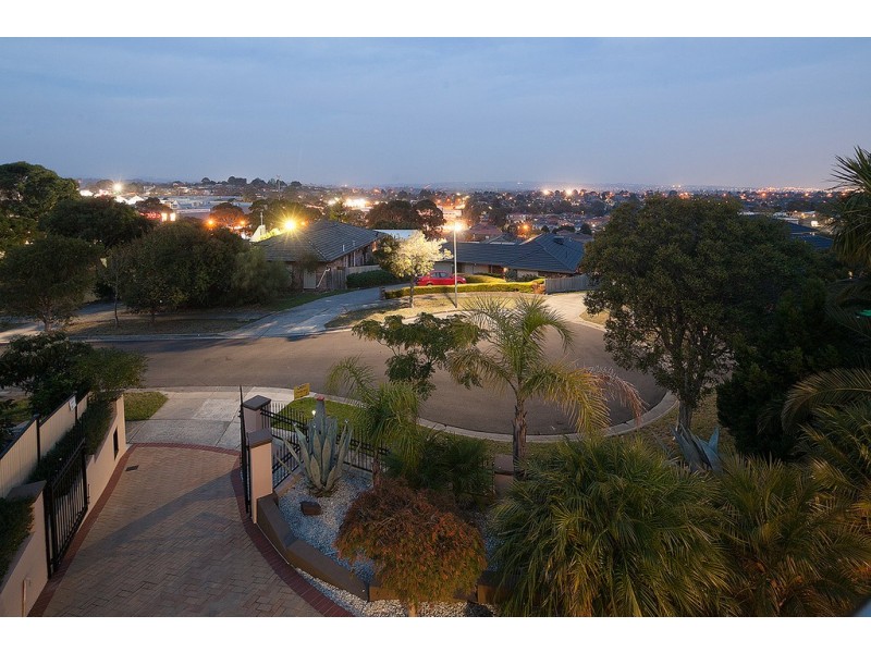 5 Magra Place, Endeavour Hills VIC 3802