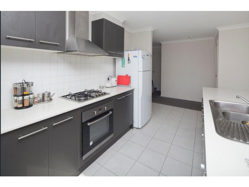 223 Paterson Drive, Lynbrook VIC 3975