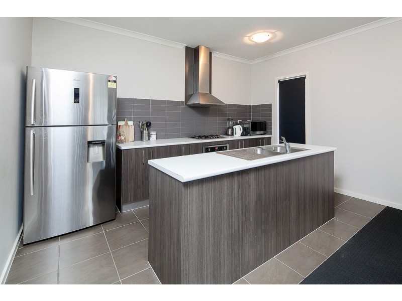 2 Donatello Crescent, Narre Warren VIC 3805