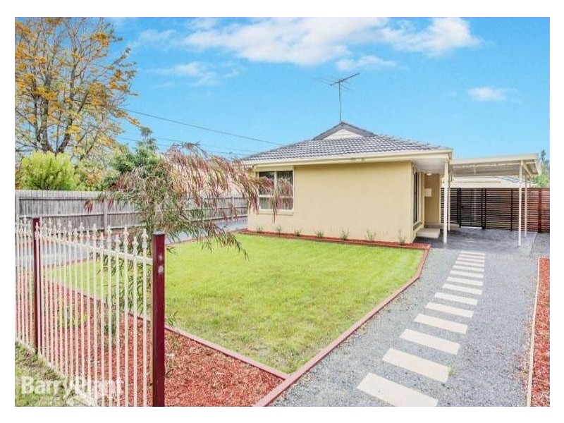 42 Riverview Crescent, Eumemmerring VIC 3177