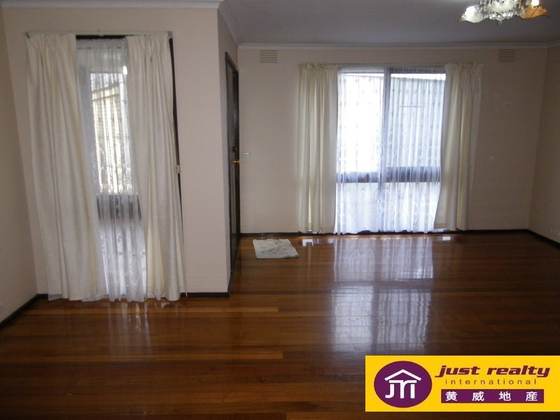 5 Gumbuya Close, Eumemmerring VIC 3177