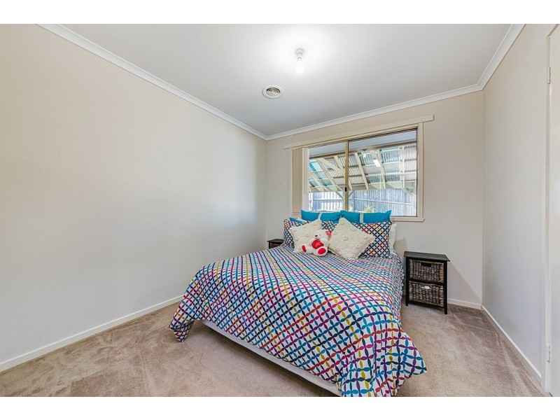 12 GOLDEN WATTLE COURT, Cranbourne VIC 3977